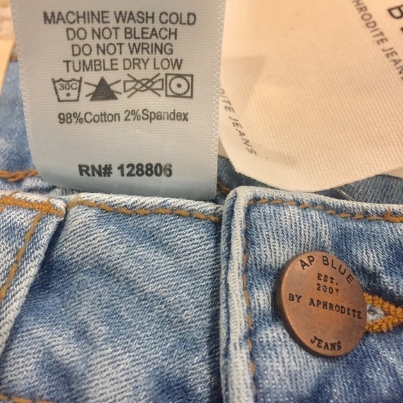 Aphrodite High-Rise Destructed Stretch Skinny Jean - Picture 14 of 16